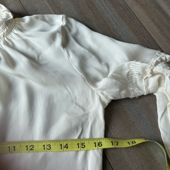 KOBI Halperin 100% silk sequin beaded long sleeve bell sleeve top white - Picture 3 of 5